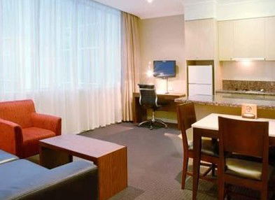 Clarion Suites Gateway - Accommodation Sunshine Coast 1
