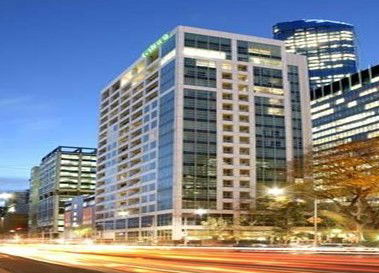 Clarion Suites Gateway - Accommodation Sunshine Coast 2
