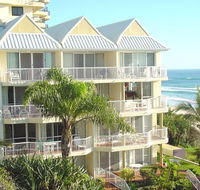 Crystal Beach Resort - Accommodation Sunshine Coast