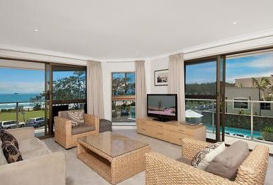 Bayview Beachfront Apartments - Accommodation Sunshine Coast 3