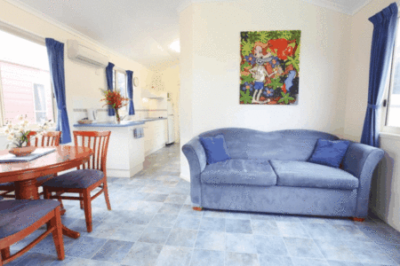 King Reef Resort Hotel - Accommodation Sunshine Coast 3