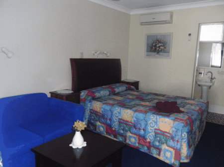 Bells Motel - Accommodation Sunshine Coast 3
