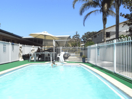 Bells Motel - Accommodation Sunshine Coast 4