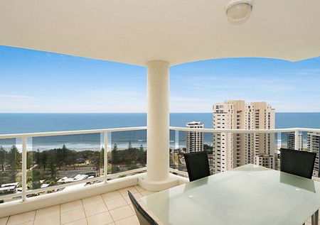 Oscar On Main Resort - Accommodation Sunshine Coast 1