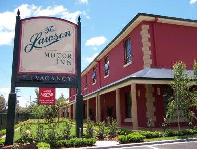 The Lawson Motor Inn - Accommodation Sunshine Coast 0