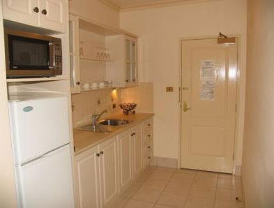 The Lawson Motor Inn - Accommodation Sunshine Coast 3