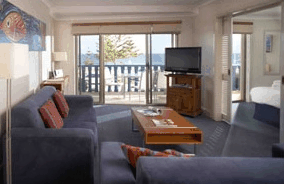 Seashells Serviced Apartments Scarborough - Accommodation Sunshine Coast 2