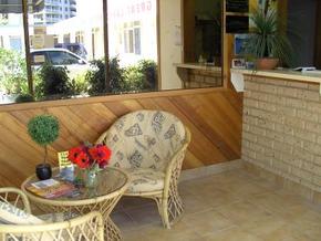 Great Lakes Motor Inn - Accommodation Sunshine Coast 1