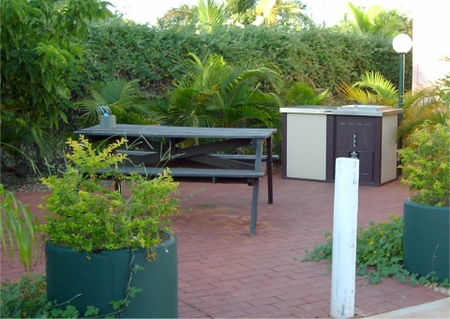 Broome Motel - Accommodation Sunshine Coast 2