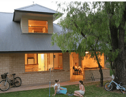 Siesta Park Holiday Resort - Accommodation Sunshine Coast 2