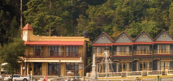 Strahan Village - Accommodation Sunshine Coast 0
