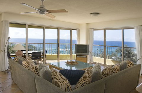 Costa Nova Holiday Apartments - Accommodation Sunshine Coast 1