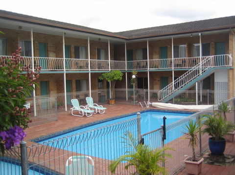 The Coasters Motel - Accommodation Sunshine Coast 0