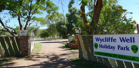 Wycliffe Well Holiday Park - Accommodation Sunshine Coast 3