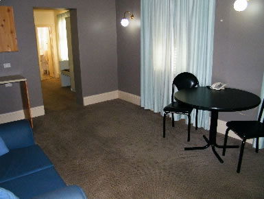 Grand Tasman Hotel - Accommodation Sunshine Coast 2