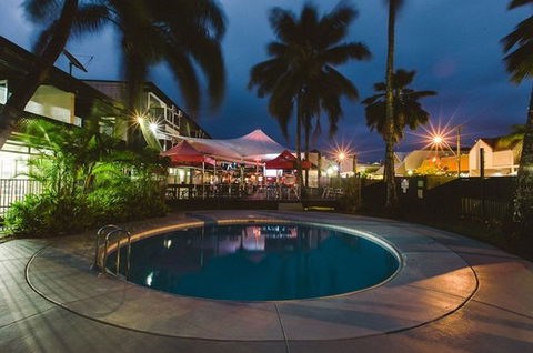 Beaches Backpacker Resort - Accommodation Sunshine Coast 1