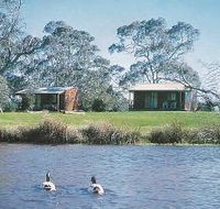 Compass Country Cabins - Accommodation Sunshine Coast