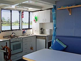 Tweed River Houseboats - Accommodation Sunshine Coast 1