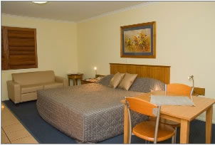 Windmill Motel And Reception Centre - Accommodation Sunshine Coast 2