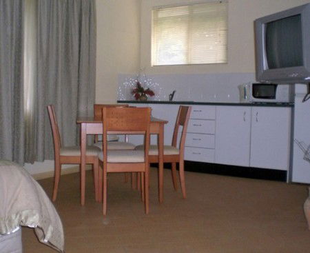 Neds Bed Horse O Tel - Accommodation Sunshine Coast 3