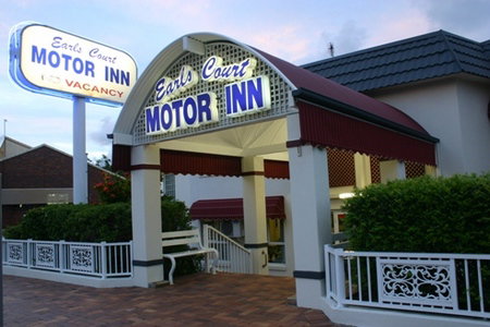 Earls Court Motor Inn - Accommodation Sunshine Coast 0