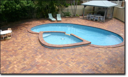 Earls Court Motor Inn - Accommodation Sunshine Coast 1