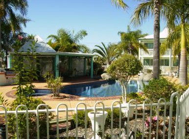Reef Adventureland Motor Inn - Accommodation Sunshine Coast 0