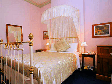 The Lodge on Elizabeth - Accommodation Sunshine Coast