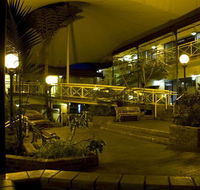 Mayfair Plaza Motel