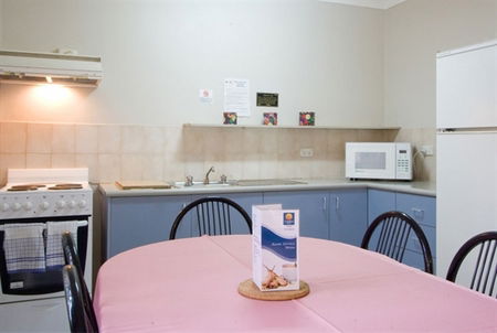Comfort Inn Hunts Liverpool - Accommodation Sunshine Coast 2