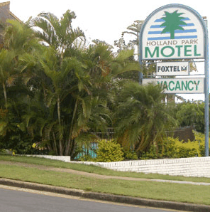 Holland Park Motel - Accommodation Sunshine Coast 0