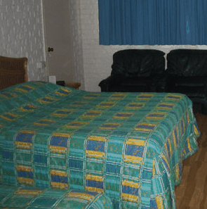 Holland Park Motel - Accommodation Sunshine Coast 2