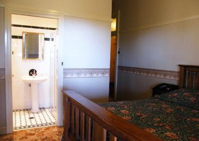 Historic Hydro Motor Inn - Accommodation Sunshine Coast 4