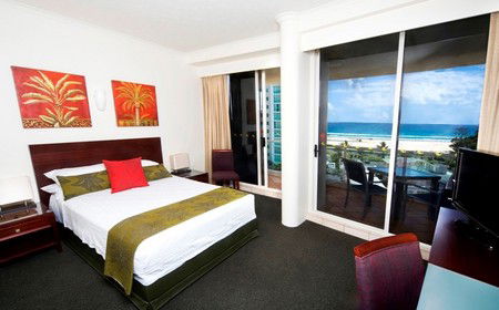 Outrigger Twin Towns Resort - Accommodation Sunshine Coast 1