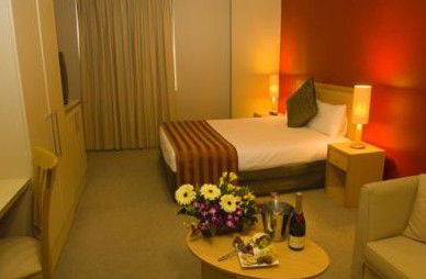 Hotel Coronation - Accommodation Sunshine Coast 1