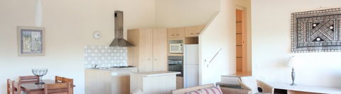 Peregian Court Resort - Accommodation Sunshine Coast 2