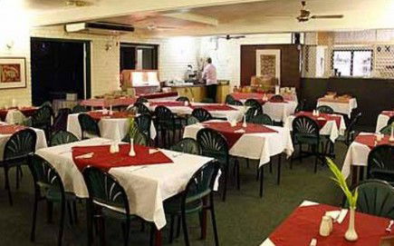 Pine Tree Motel - Accommodation Sunshine Coast 4