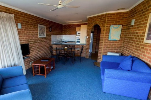 Busselton Beach Resort - Accommodation Sunshine Coast 5