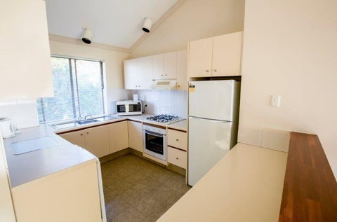 Busselton Beach Resort - Accommodation Sunshine Coast 8