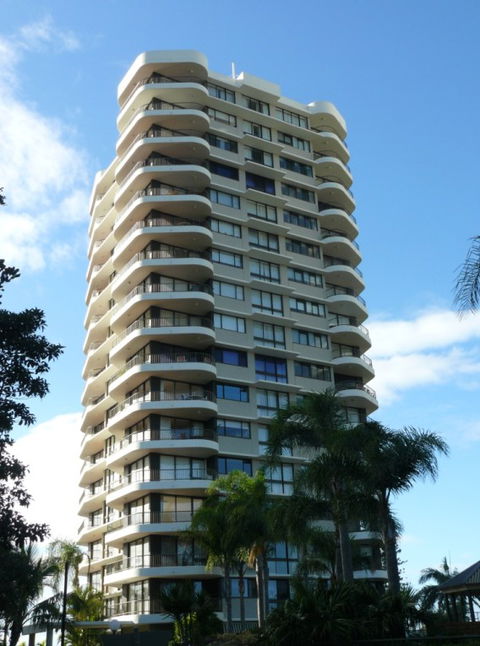 Broadwater Shores - Accommodation Sunshine Coast 4