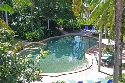 Cairns Beach Resort - Accommodation Sunshine Coast 2