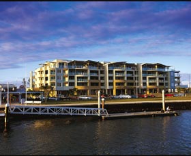 Riverside Suites Ballina - Accommodation Sunshine Coast 0