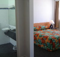 Baileys Hotel Motel - Accommodation Sunshine Coast