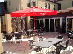 Crown Inn Hotel - Accommodation Sunshine Coast 0