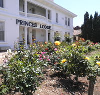 Princes Lodge Motel - Accommodation Sunshine Coast