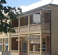 Cobb  Co Court Boutique Hotel - Accommodation Sunshine Coast
