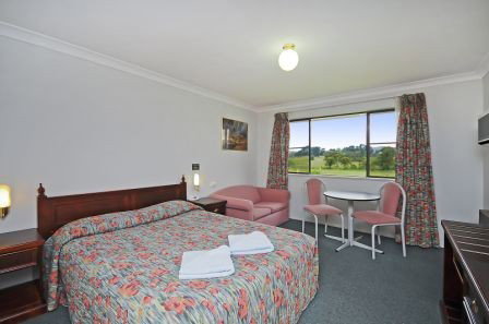 Colonial Motor Inn - Lithgow - Accommodation Sunshine Coast 1