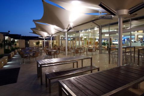 Gosford Rsl Club & Galaxy Motel - West Gosford - Accommodation Sunshine Coast 0