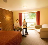 AAt 28 GOLDSMITHGolden Chain Motel - Accommodation Sunshine Coast