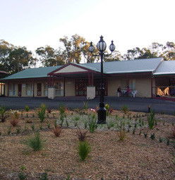 Sanctuary House Resort Motel - Healesville - Accommodation Sunshine Coast 4